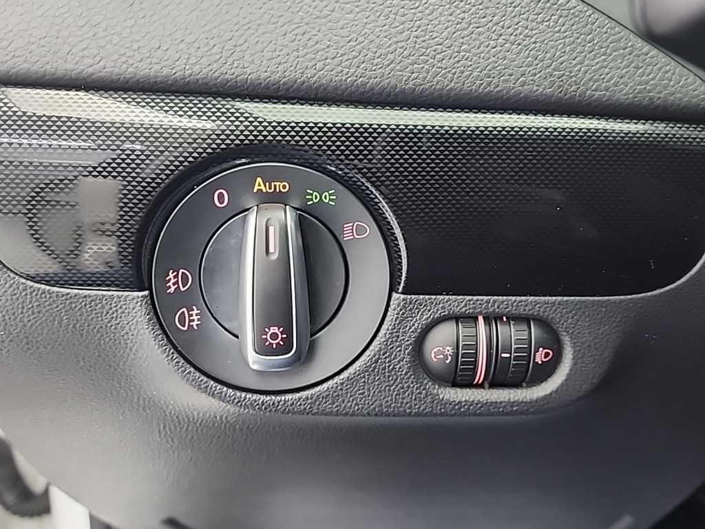 Volkswagen Jetta 2014 Blanco - Importación desde Corea - HF Imports Iquique - Foto 16