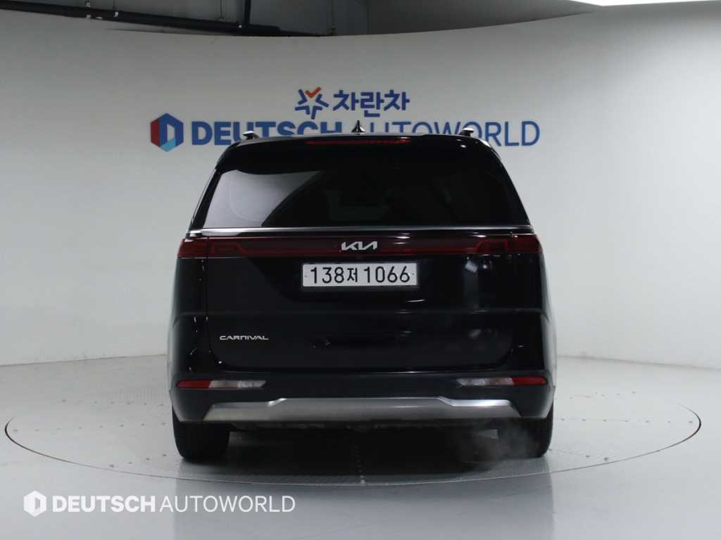 KIA Carnival - Vista 4