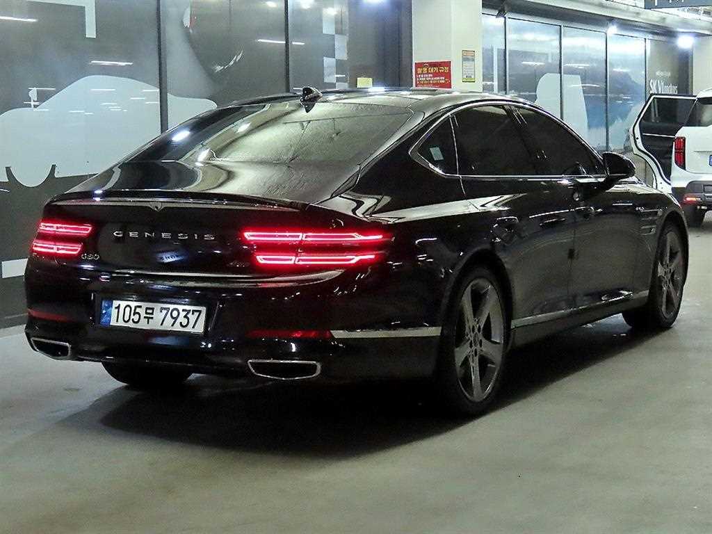 Genesis G80 - Vista 4