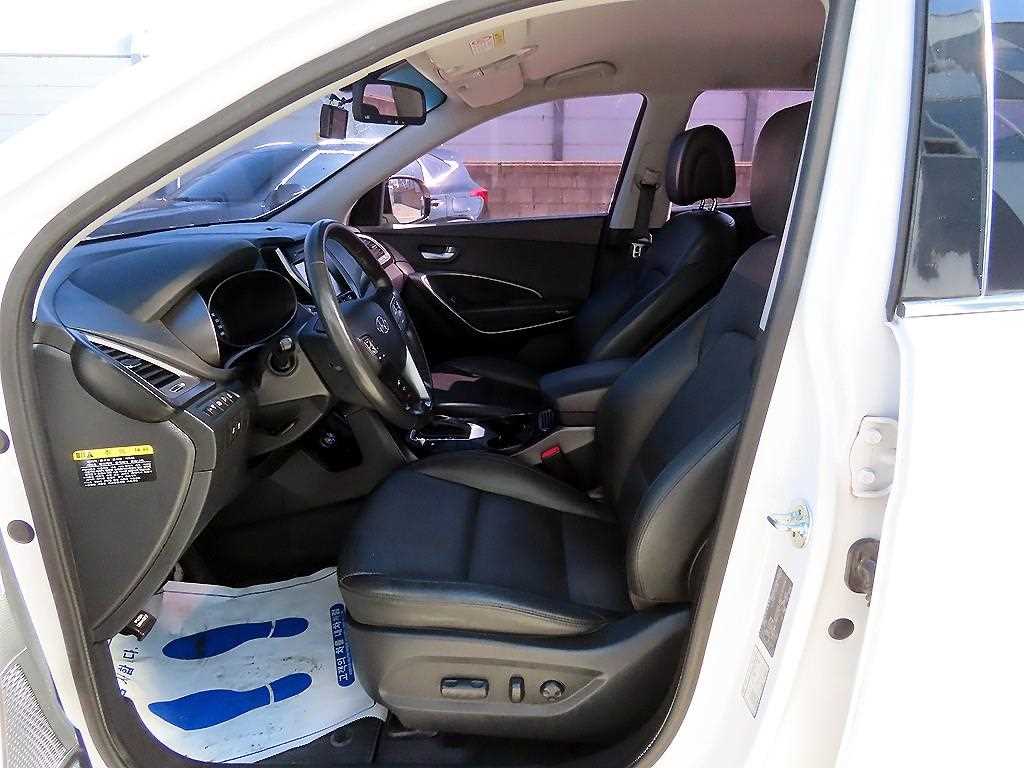 HYUNDAI Santa Fe - Vista 5