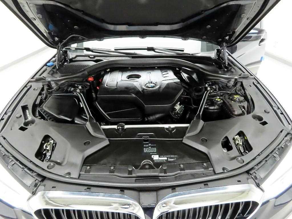 BMW 5 Series 2018 Negro - Importación desde Corea - HF Imports Iquique - Foto 20