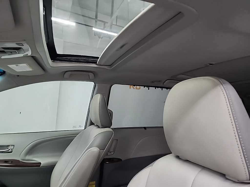 Toyota Siena 2014 Gris - Importación desde Corea - HF Imports Iquique - Foto 15
