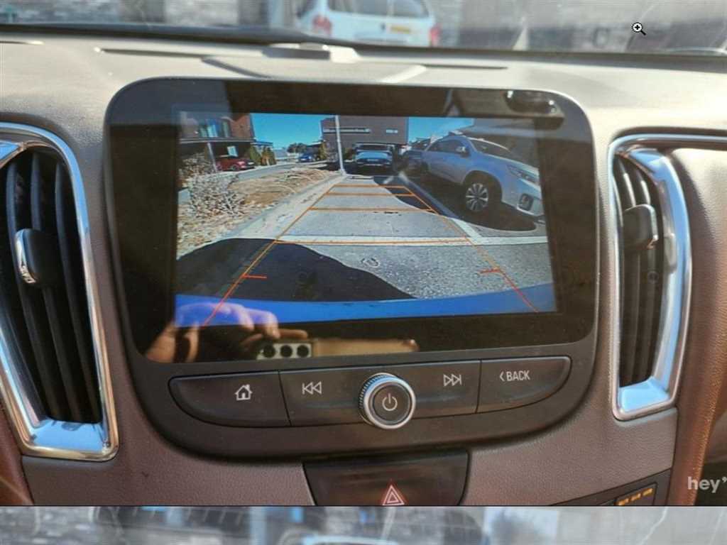 Chevrolet Malibu 2018 Blanco - Importación desde Corea - HF Imports Iquique - Foto 13