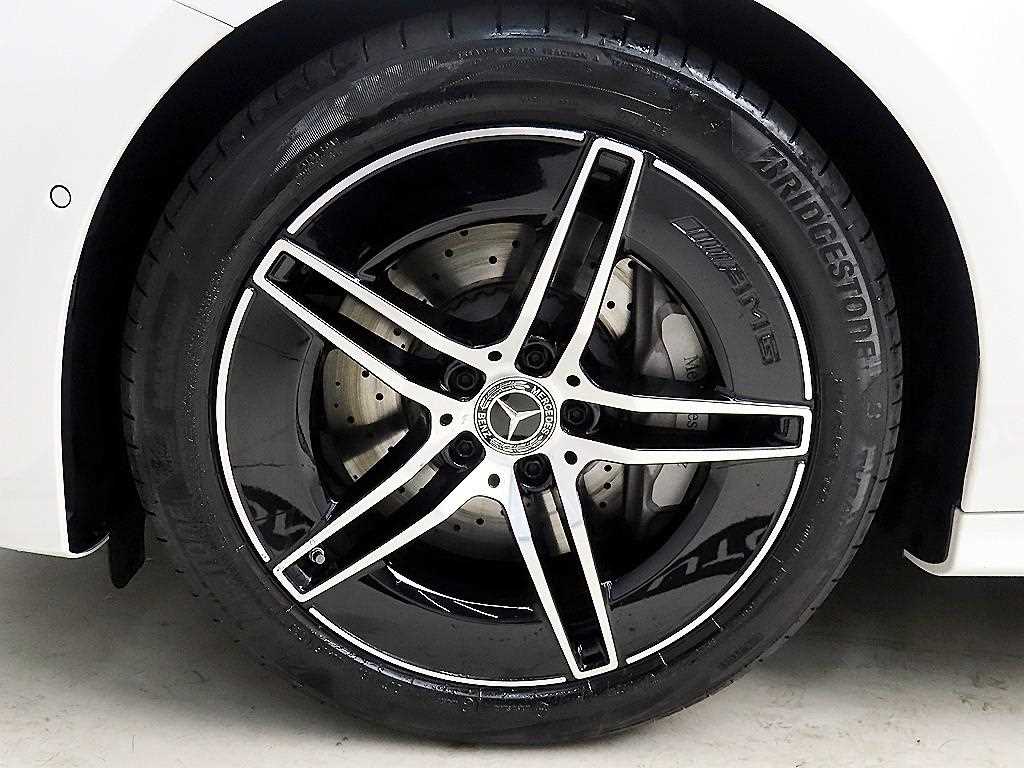 Mercedes Benz E class 2025 the color of pearl - Importación desde Corea - HF Imports Iquique - Foto 20