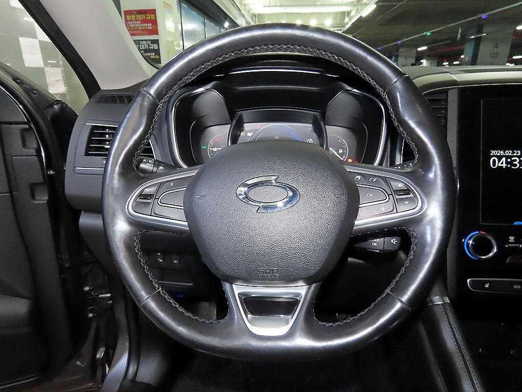 SAMSUNG QM6 - Vista 8