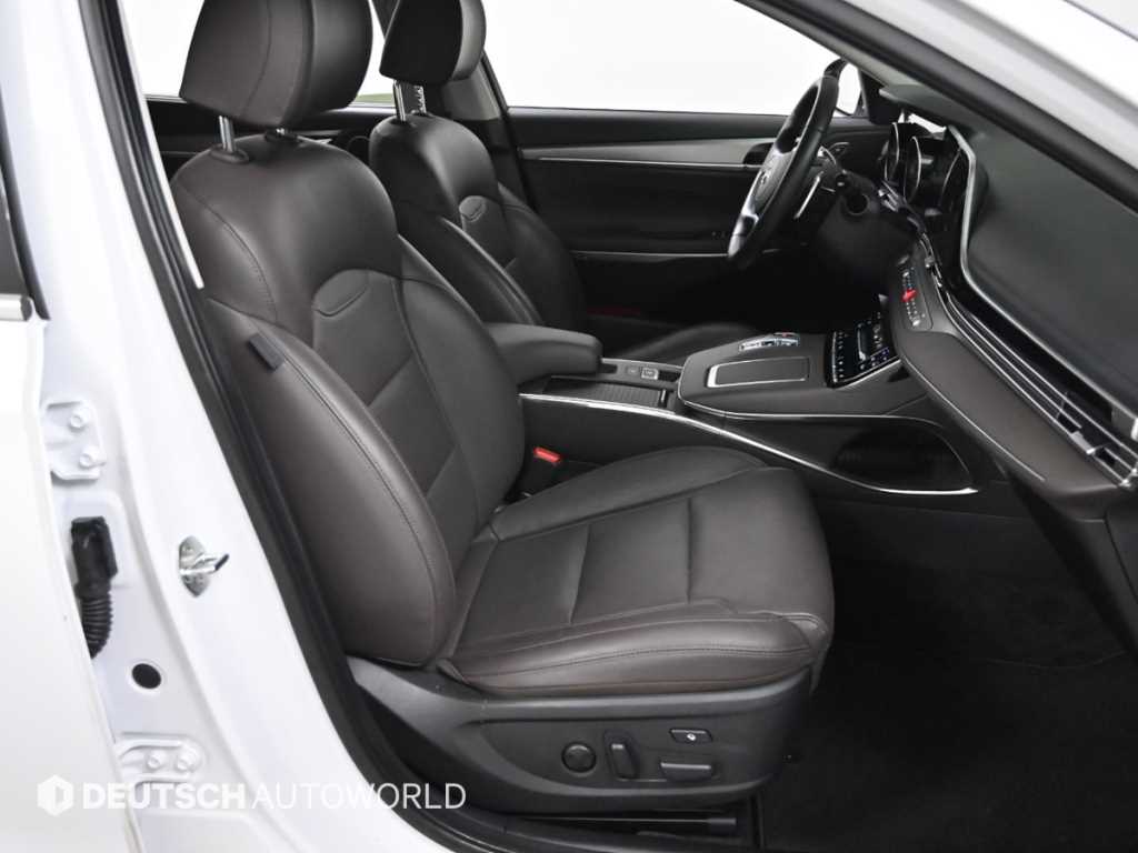 HYUNDAI Grandeur - Vista 10