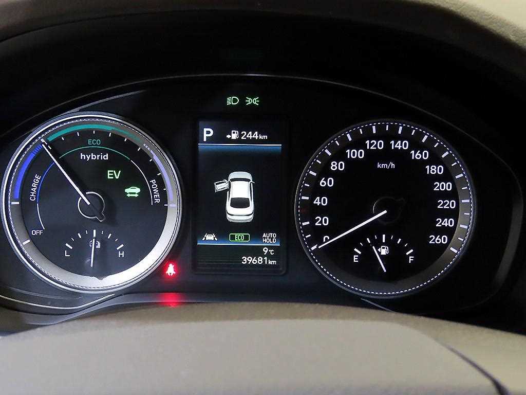 HYUNDAI Grandeur - Vista 9