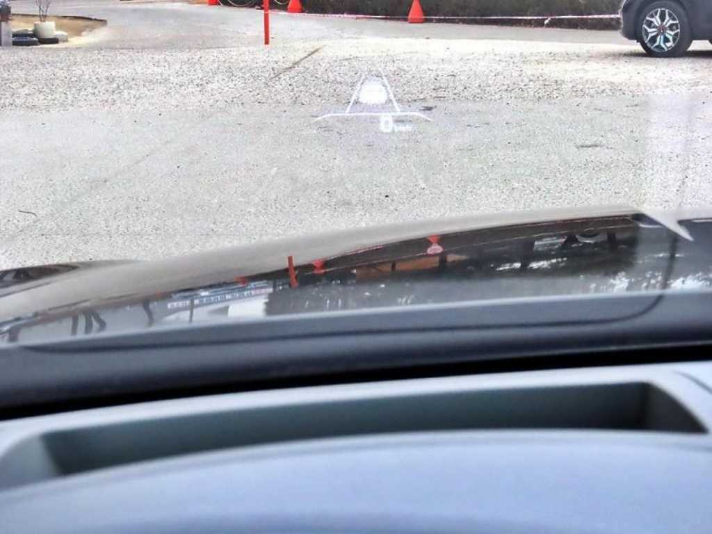 Genesis G80 - Vista 10