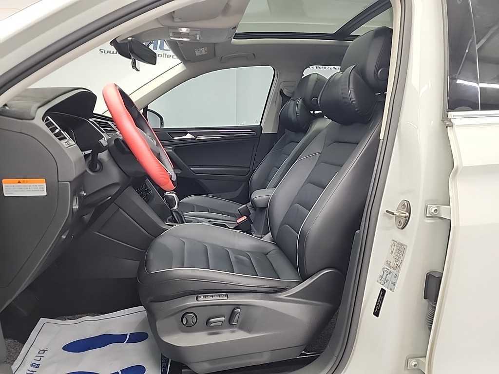 Volkswagen Tiguan - Vista 11