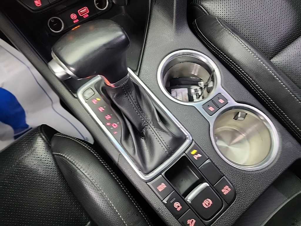 KIA Sportage - Vista 8