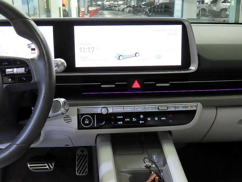 HYUNDAI Ioniq 6 - Vista 11