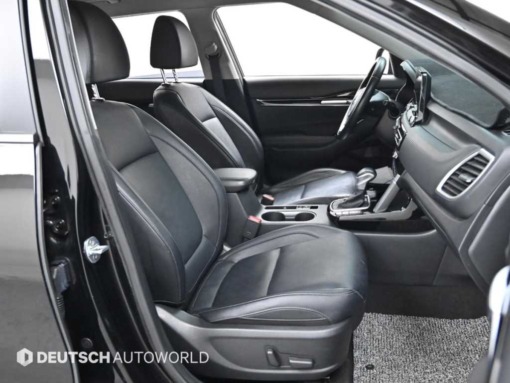 KIA Seltos - Vista 10
