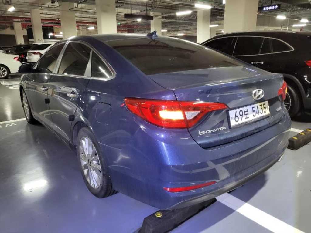 HYUNDAI Sonata - Vista 5