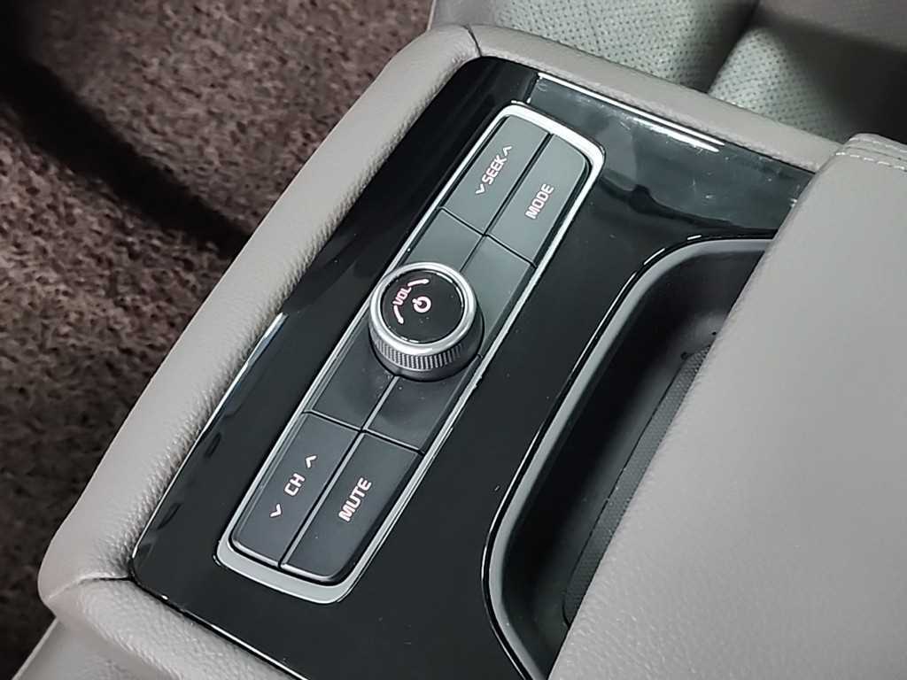 KIA K7 2017 Gris - Importación desde Corea - HF Imports Iquique - Foto 15