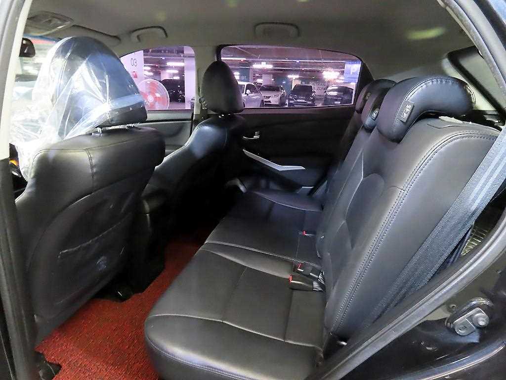 Ssangyong Korando - Vista 7