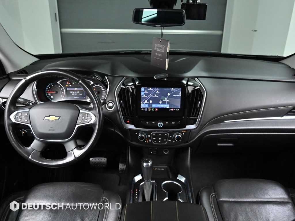 Chevrolet Travers - Vista 7