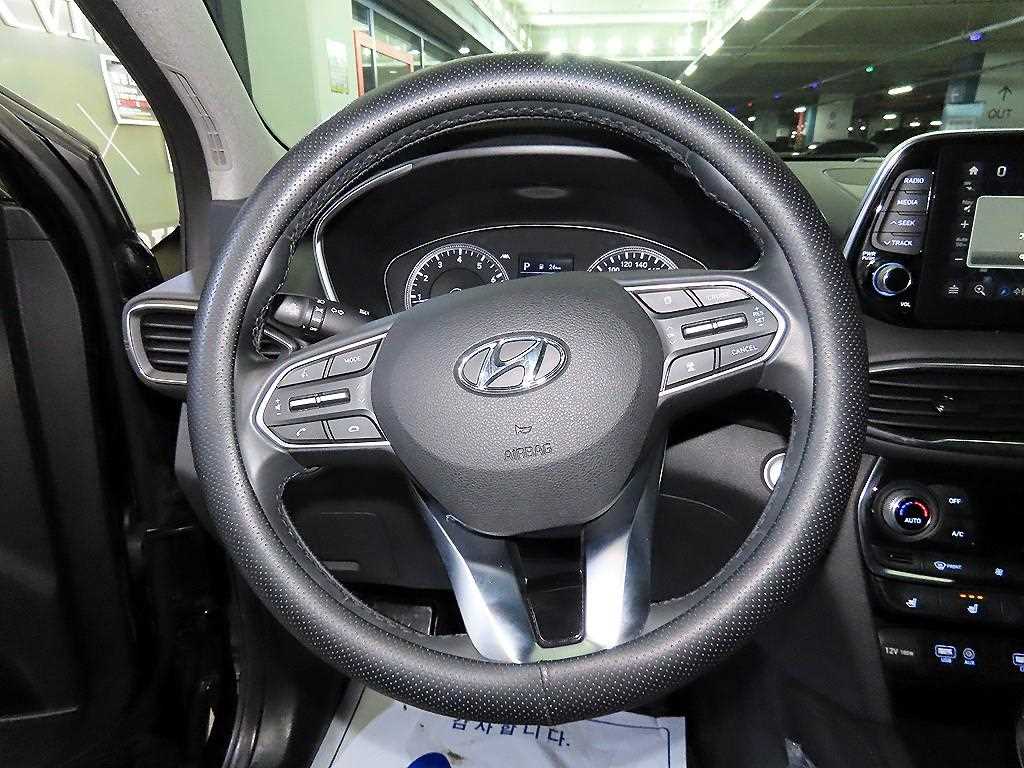 HYUNDAI Santa Fe - Vista 8