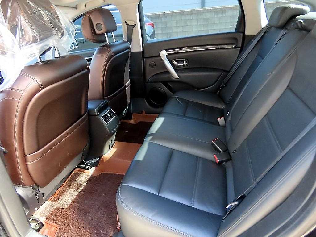 SAMSUNG SM7 - Vista 6