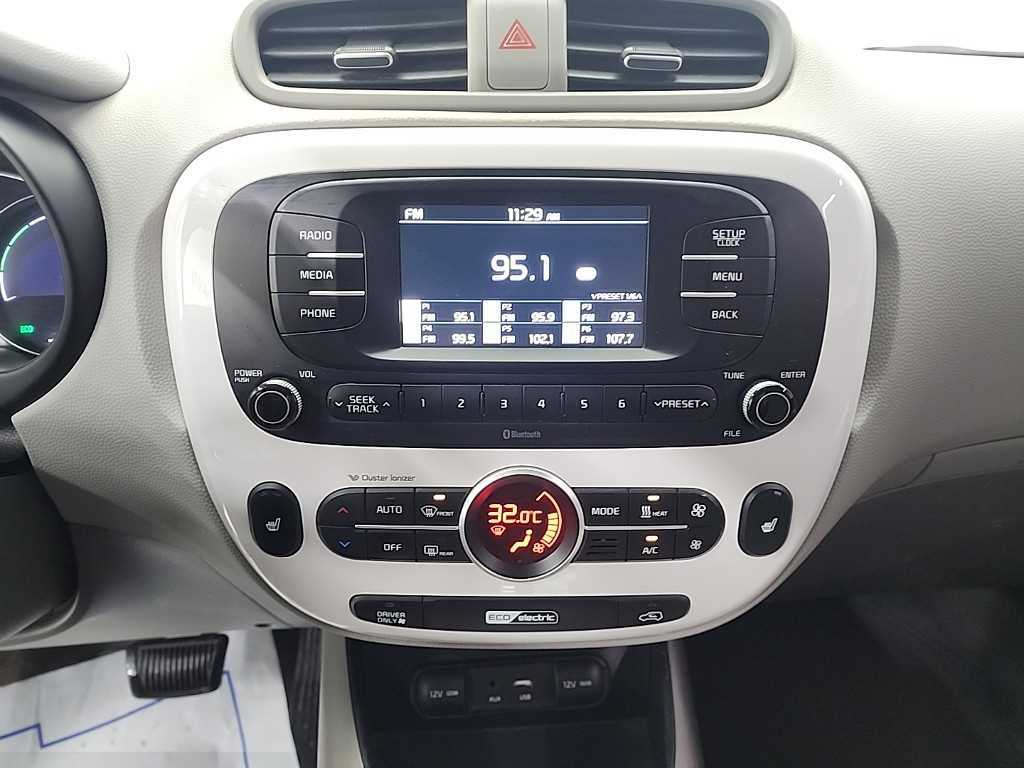 KIA Soul - Vista 10