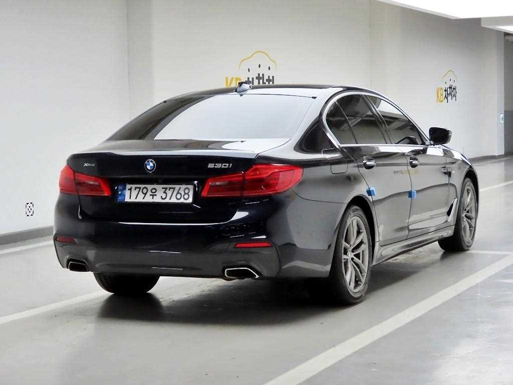 BMW 5 Series - Vista 4
