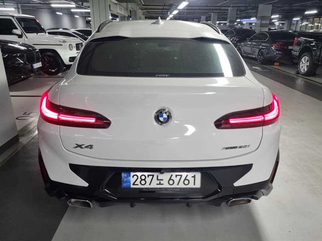 BMW X4 - Vista 4