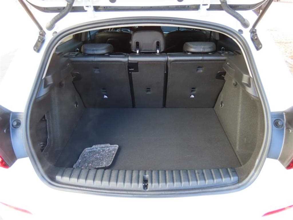 BMW 1 series 2021 Blanco - Importación desde Corea - HF Imports Iquique - Foto 18