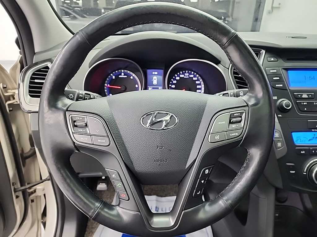 HYUNDAI Santa Fe - Vista 9