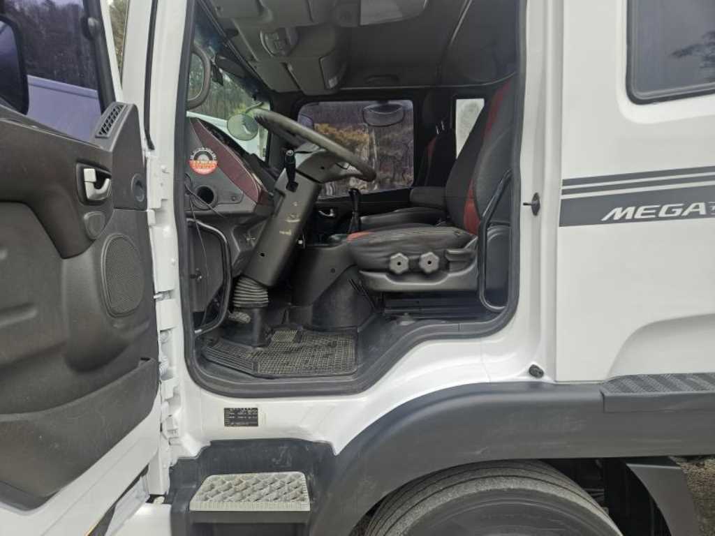 medium and large cargo Cargo - Vista 12