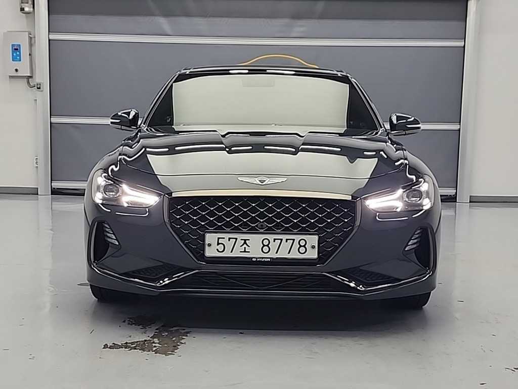 Genesis G70 - Vista 2