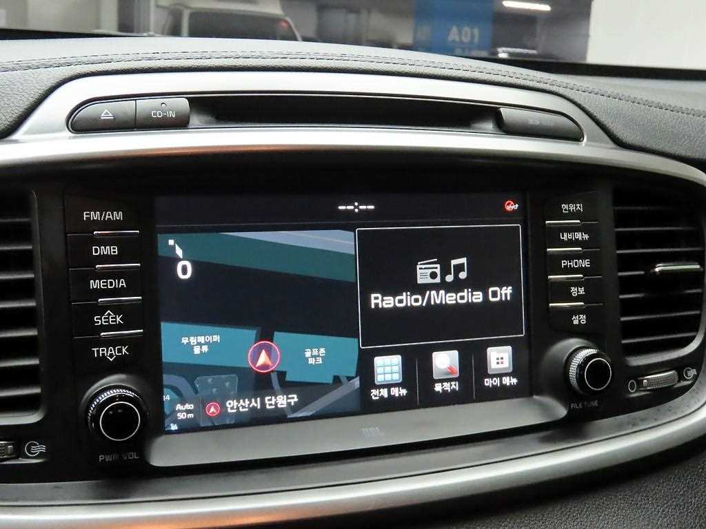 KIA Sorento - Vista 8