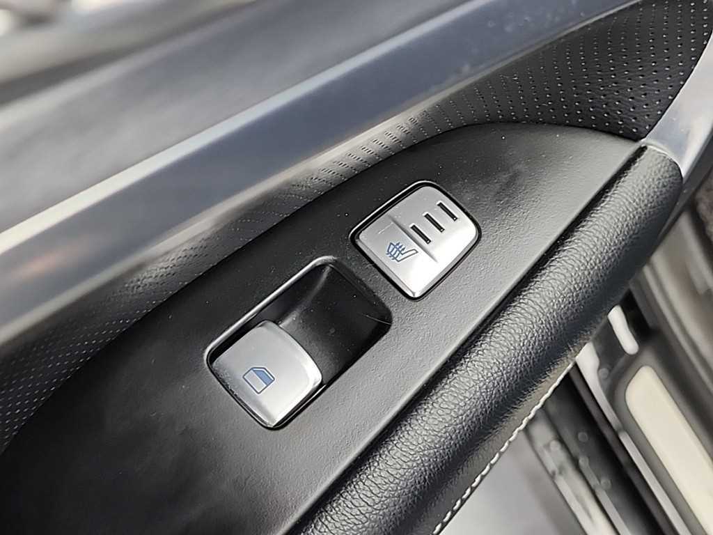 Genesis G70 2018 Negro - Importación desde Corea - HF Imports Iquique - Foto 14