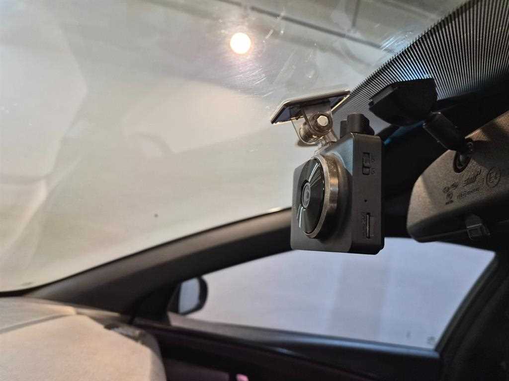 HYUNDAI Veloster 2018 Gris - Importación desde Corea - HF Imports Iquique - Foto 16