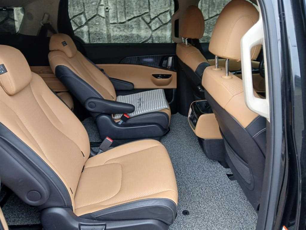 KIA Carnival 2023 Negro - Importación desde Corea - HF Imports Iquique - Foto 18