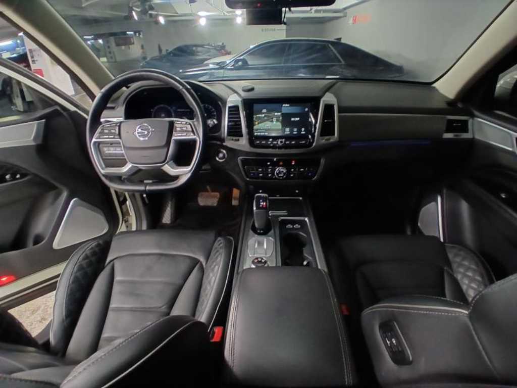 Ssangyong Rexton - Vista 6