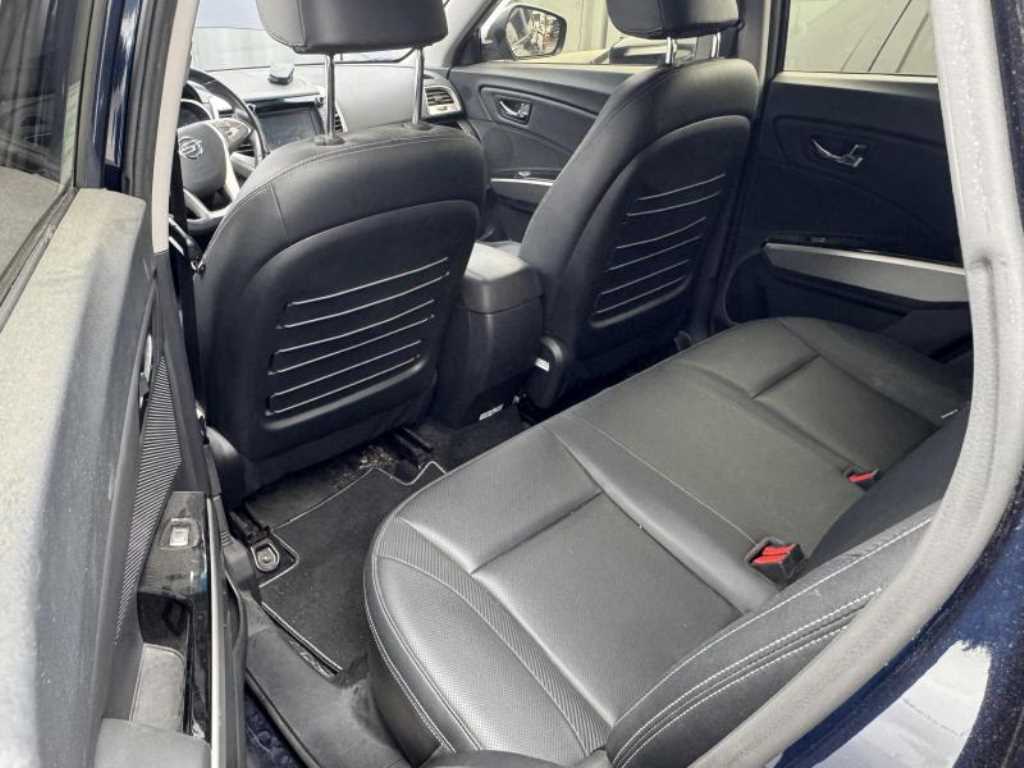 Ssangyong Tivoli - Vista 6