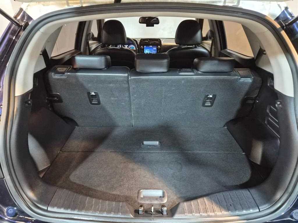 Ssangyong Tivoli - Vista 5