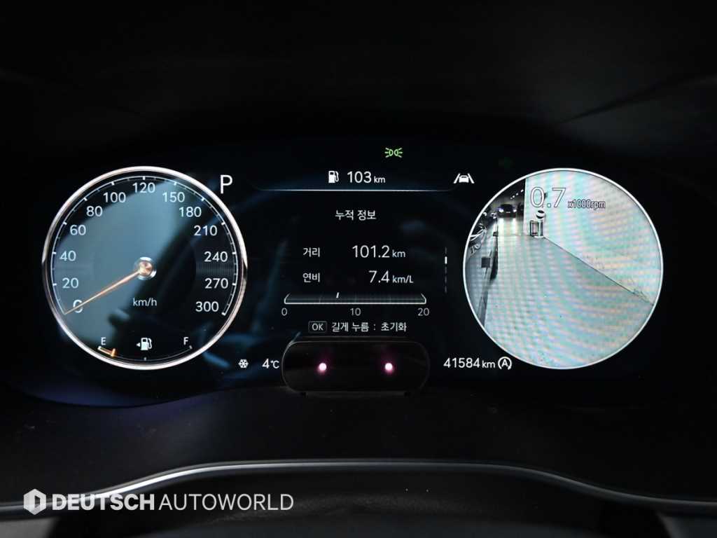 Genesis G70 - Vista 8