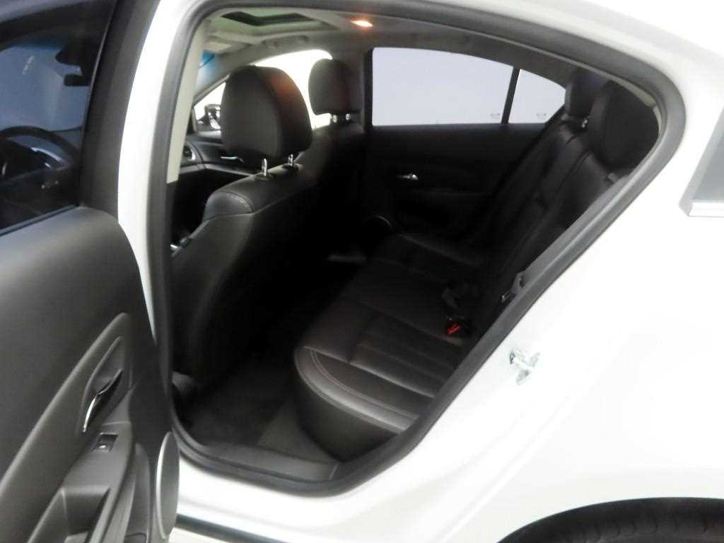 Chevrolet Cruise 2013 Blanco - Importación desde Corea - HF Imports Iquique - Foto 14