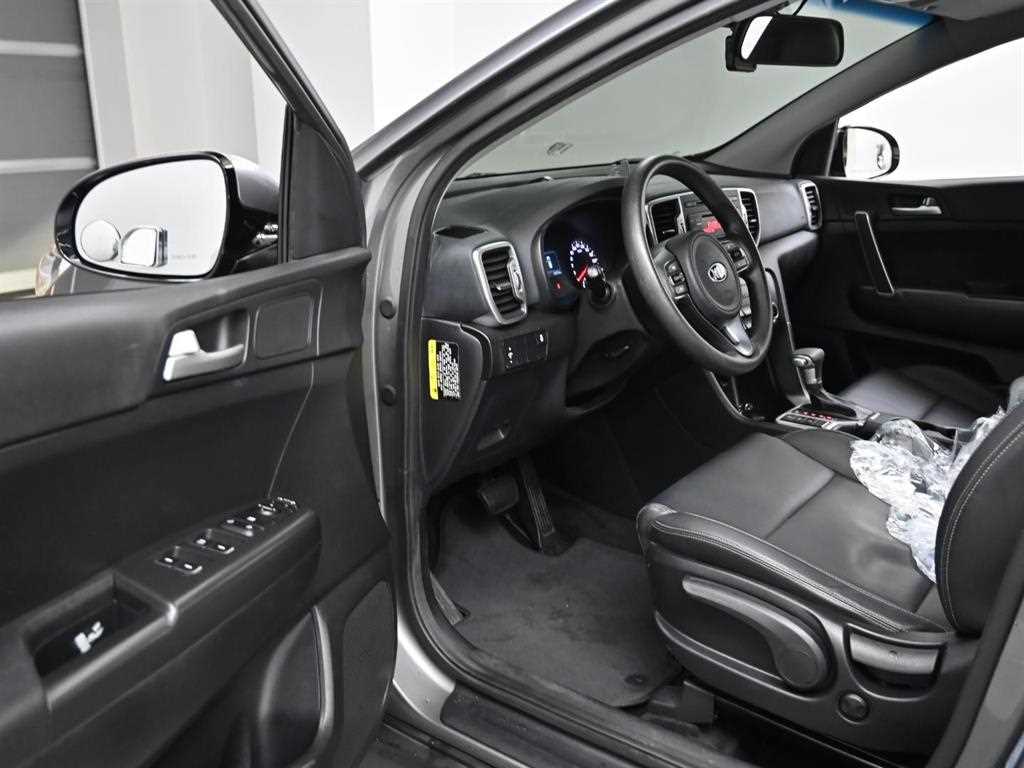 KIA Sportage - Vista 11