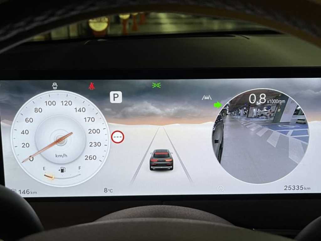 Genesis GV70 2025 Gris - Importación desde Corea - HF Imports Iquique - Foto 16