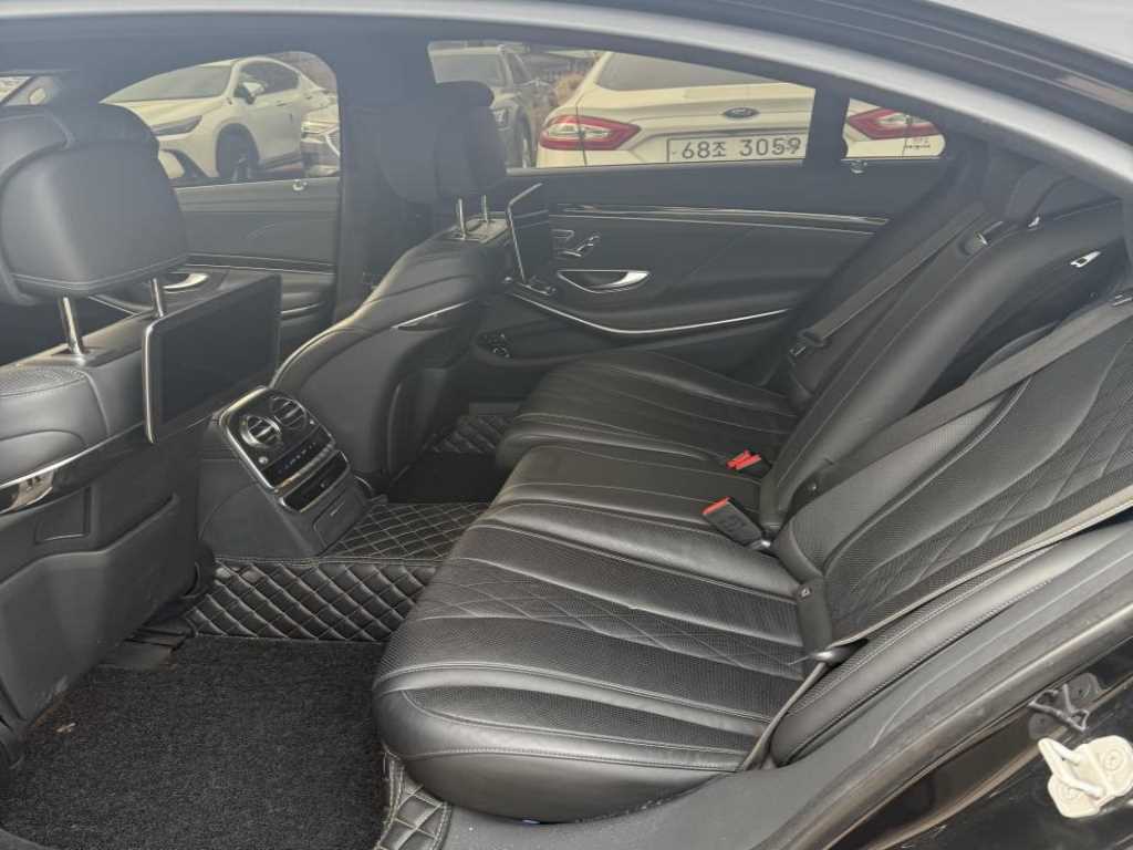 Mercedes Benz S Class - Vista 6