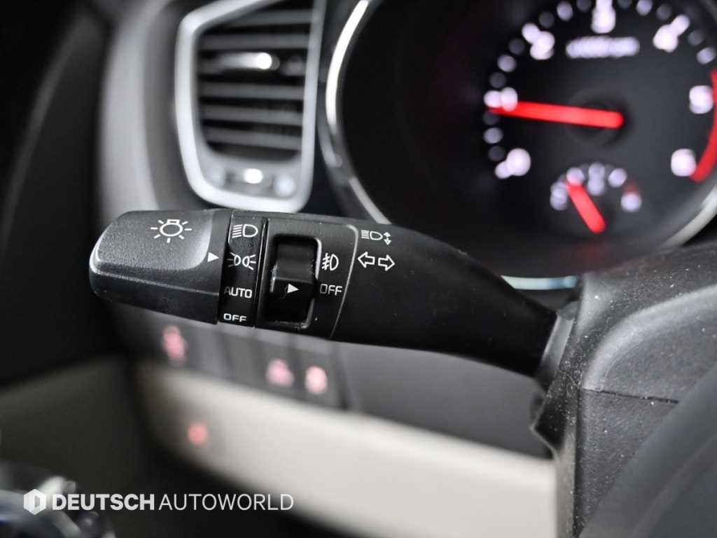 KIA Carnival 2016 Gris - Importación desde Corea - HF Imports Iquique - Foto 17