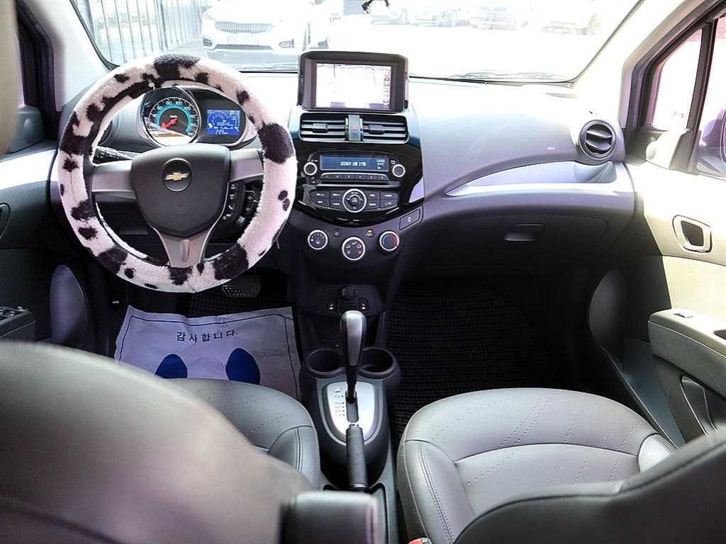 Chevrolet Spark - Vista 5