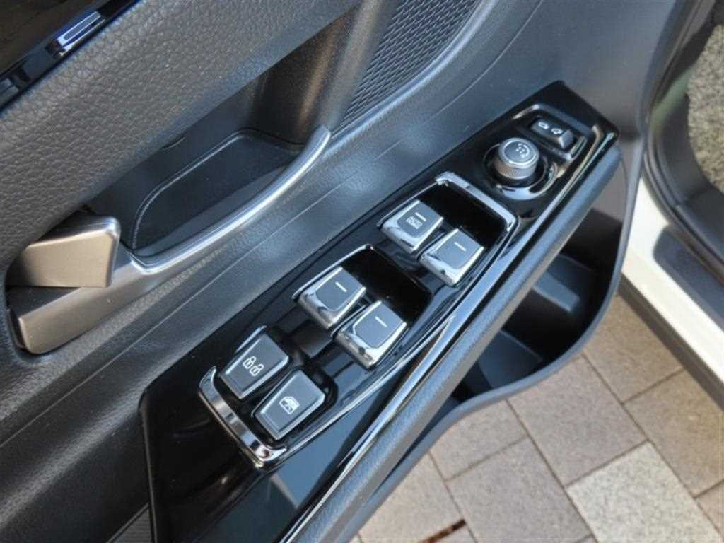 Ssangyong Korando - Vista 12