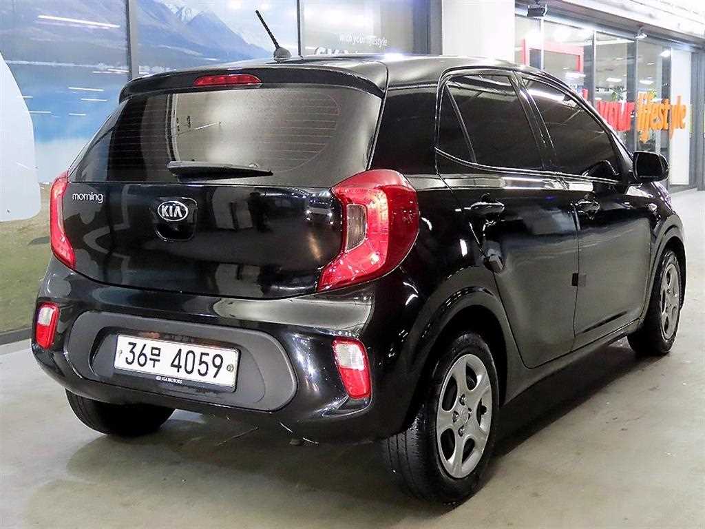 KIA Morning - Vista 4