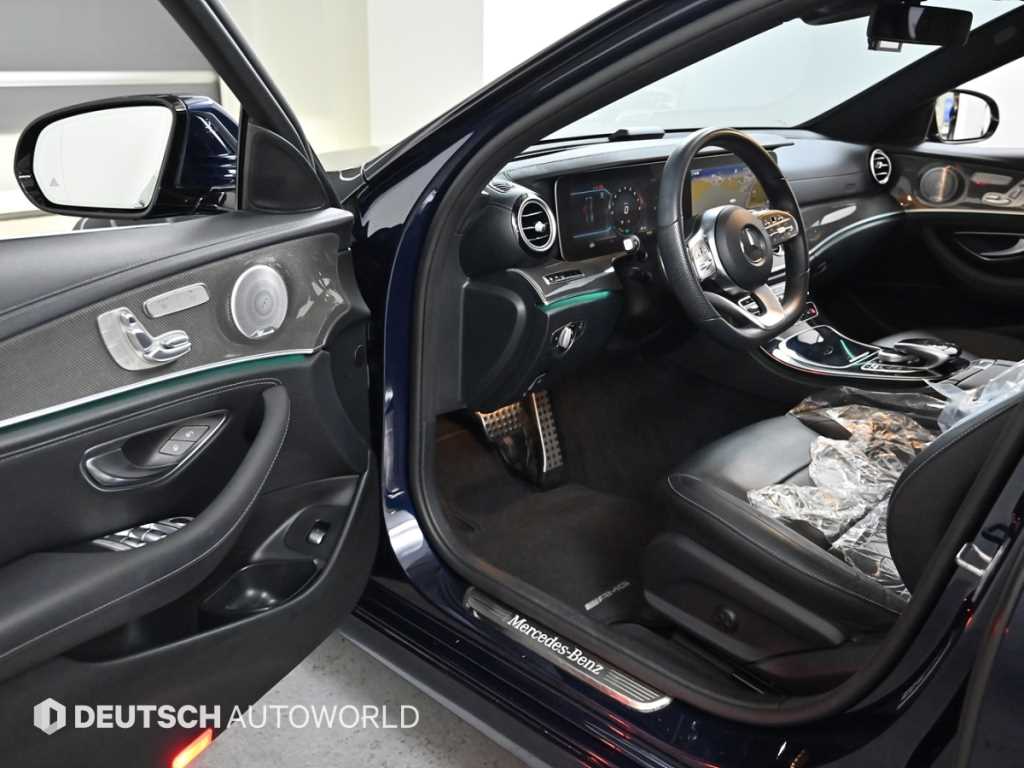 Mercedes Benz E class - Vista 11