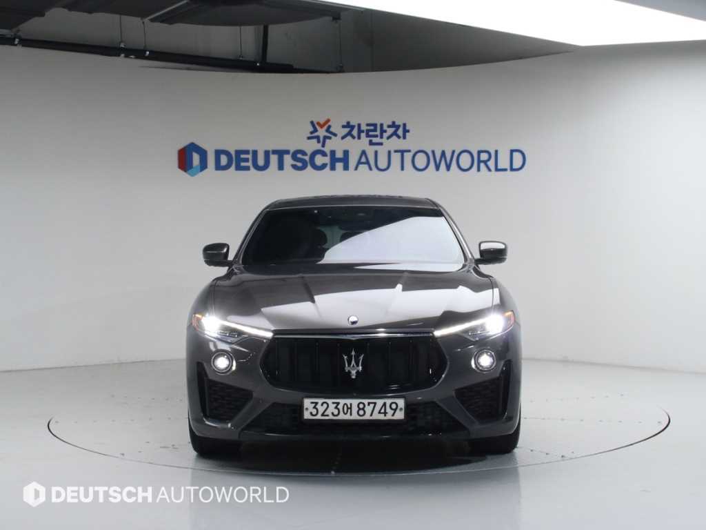 Maserati Levante - Vista 3