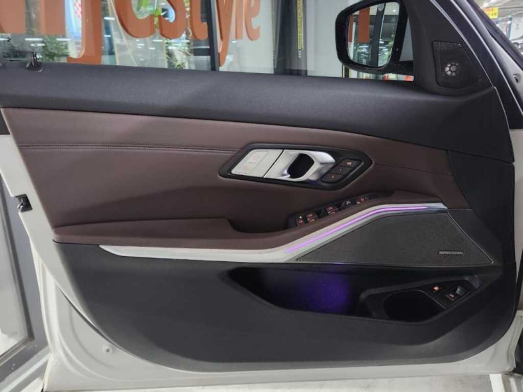 BMW 3 series - Vista 12