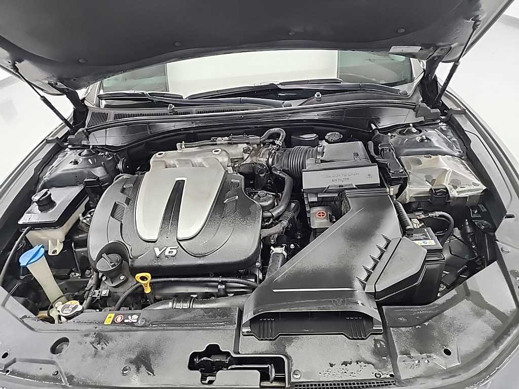 HYUNDAI Grandeur - Vista 5