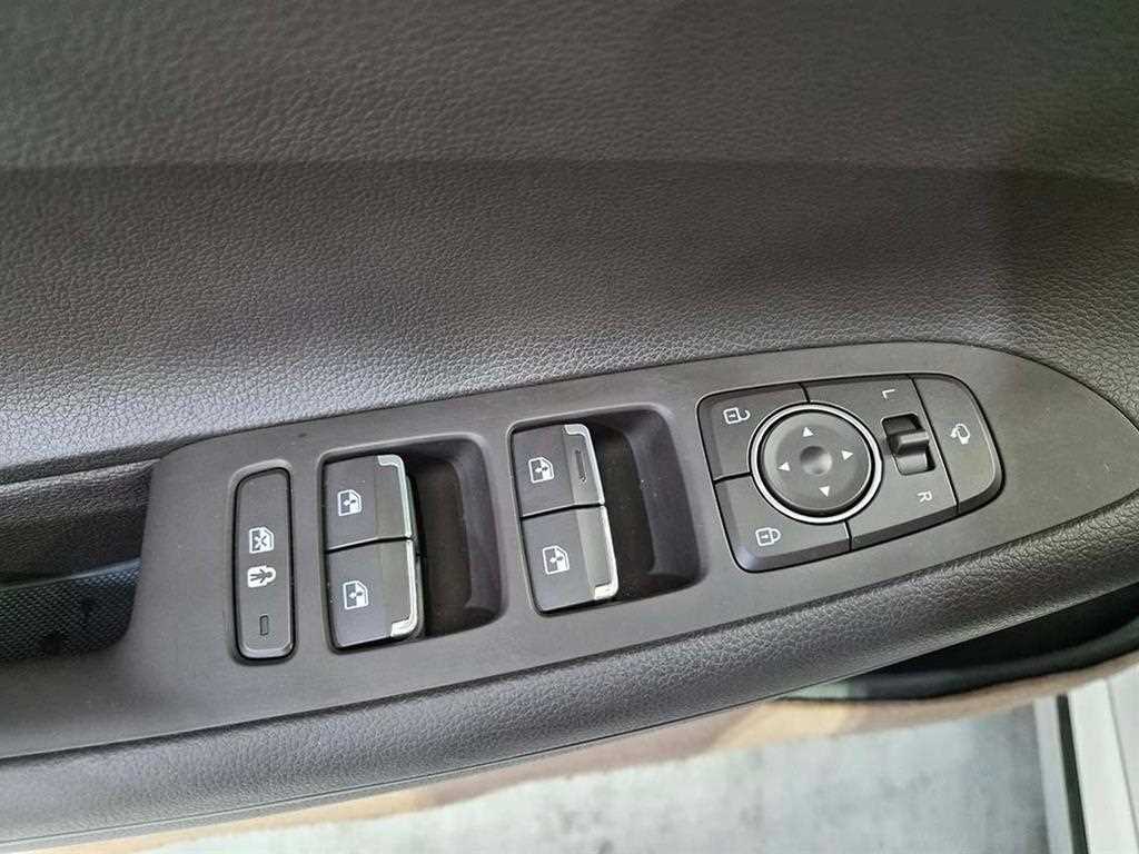 HYUNDAI Grandeur - Vista 12